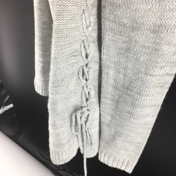 Freshman 1996 Gray Sweater - Picture 5 of 6